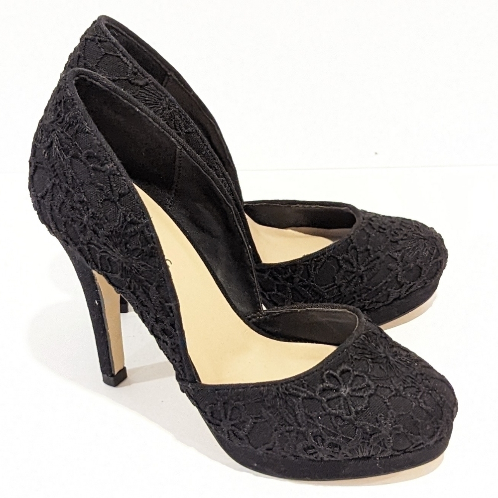 2/$20 Call It Spring Black Embroidered Lace Heels sz 6
